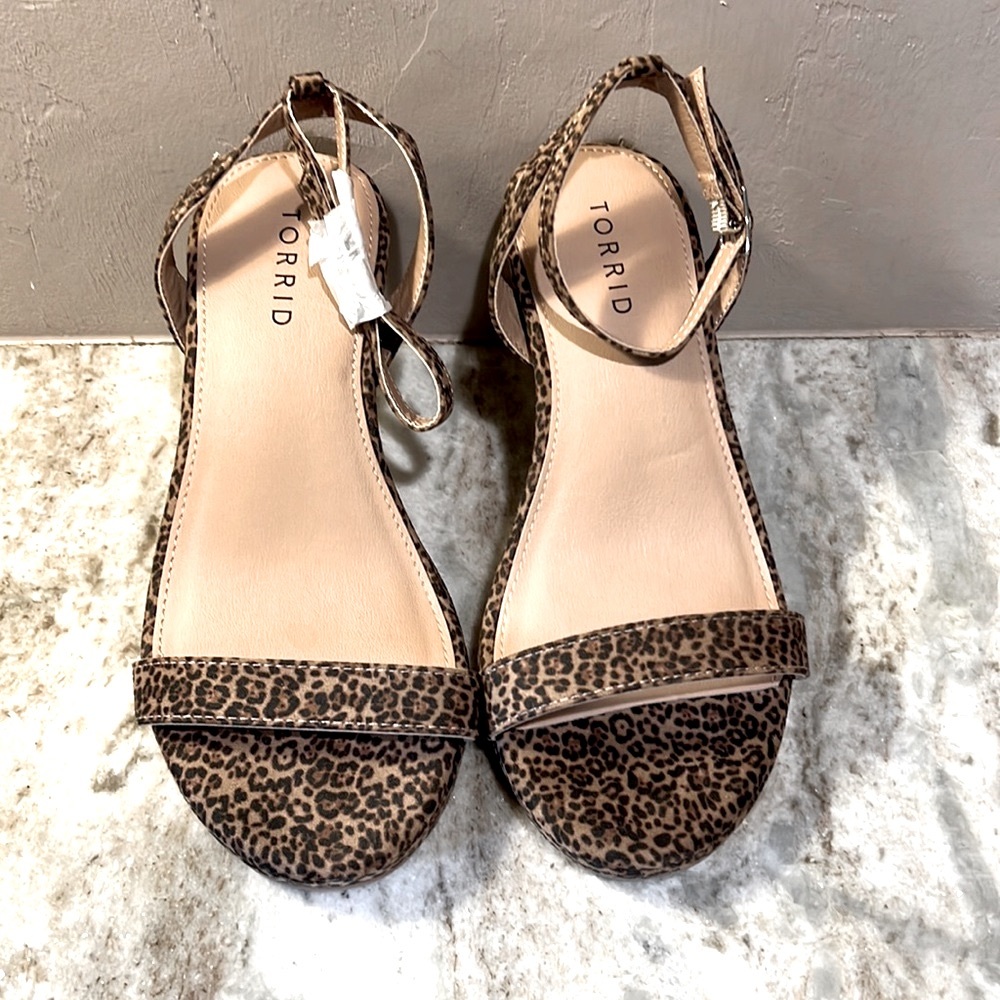 TORRID Women's 7.5W Leopard Stiletto Strappy Platform Heels Shoes Sandals NEW-4”